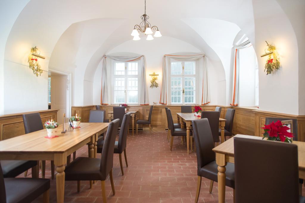 Zámek Dukovany Hotel Kültér fotó